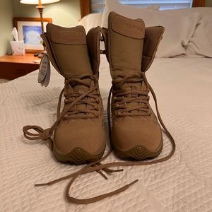 Slip resistant Converse boots